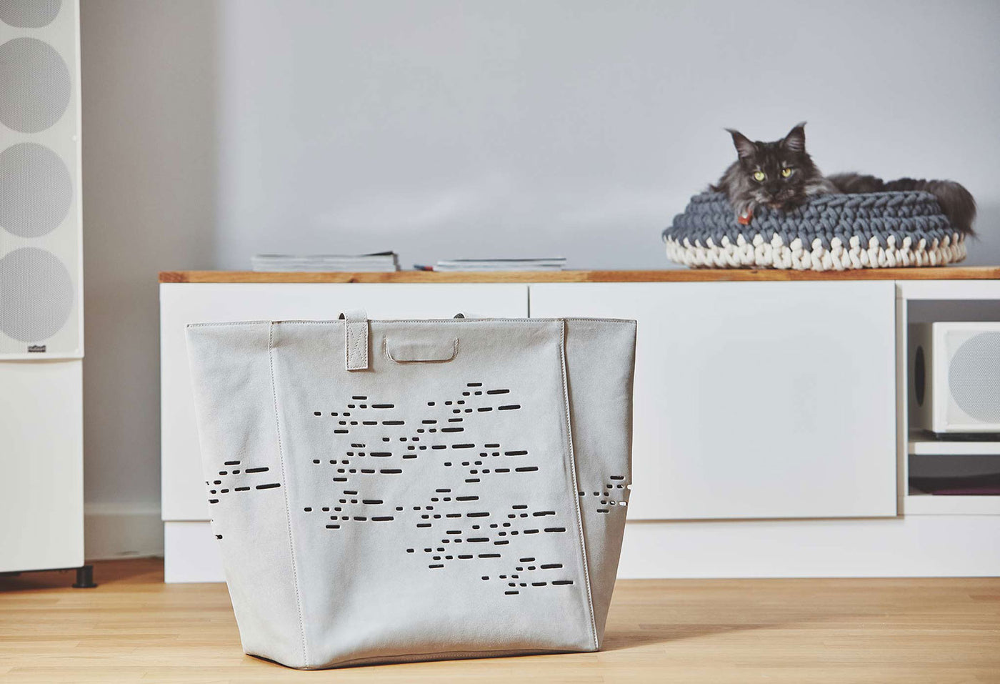 【PRE-ORDER】Tosca Cat Travel Bag