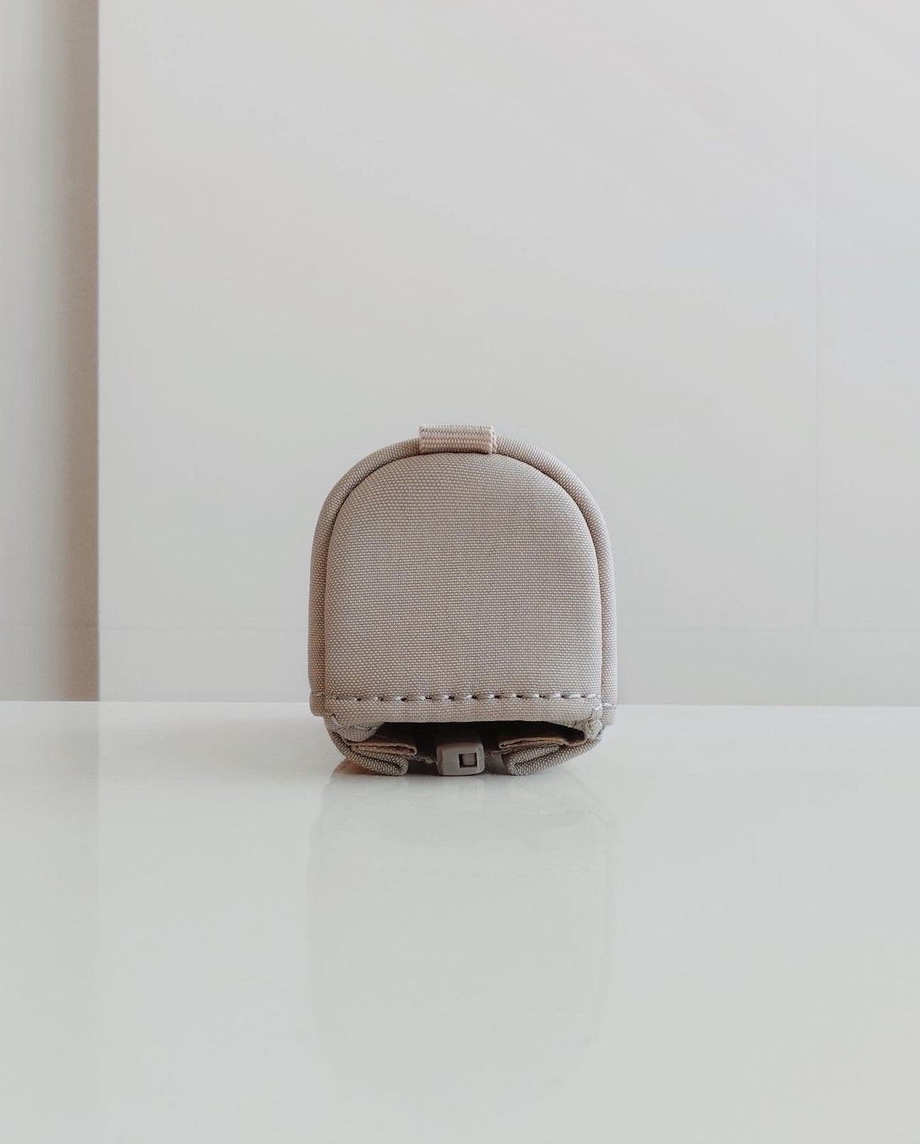 MEMO - no-dangle poop bag holder